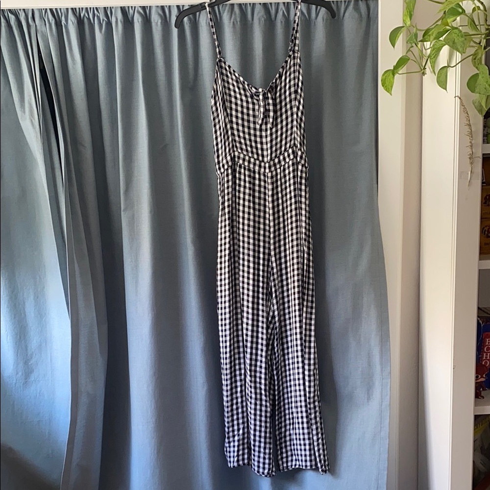 Black and White Gingham Hollister Jumpsuit (with pockets!)